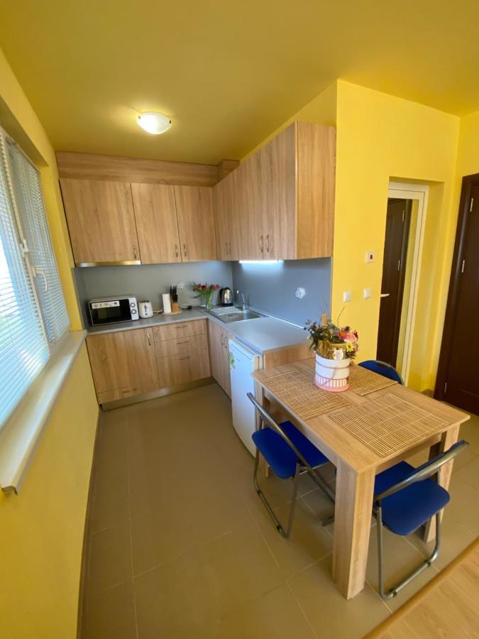 Starlight Studios Бургас Экстерьер фото